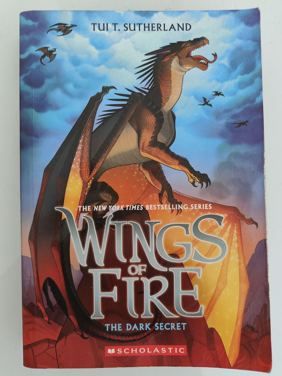 Wings of Fire: The Dark Secret #4